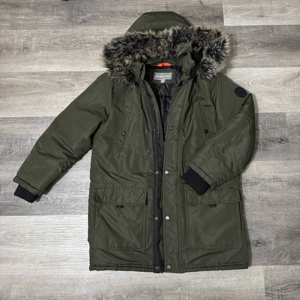 Michael Kors Big Boy Olive Green Puffer parka Coat with Faux Fur Hooded bib - Picture 1 of 12
